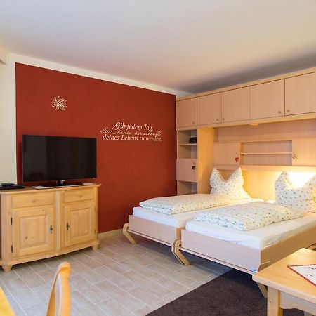אוברסטדורף Alpenflair Ferienwohnungen Whg 103 Appartementhaus Nebelhorn מראה חיצוני תמונה